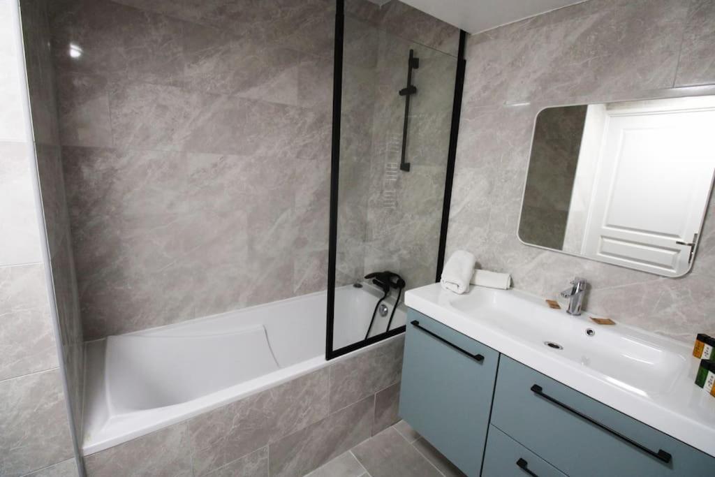 Palais De La Mer Yourhosthelper Apartman Antibes Kültér fotó